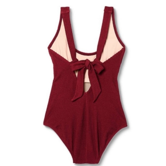 Swimsuit - Picture 1 of 4